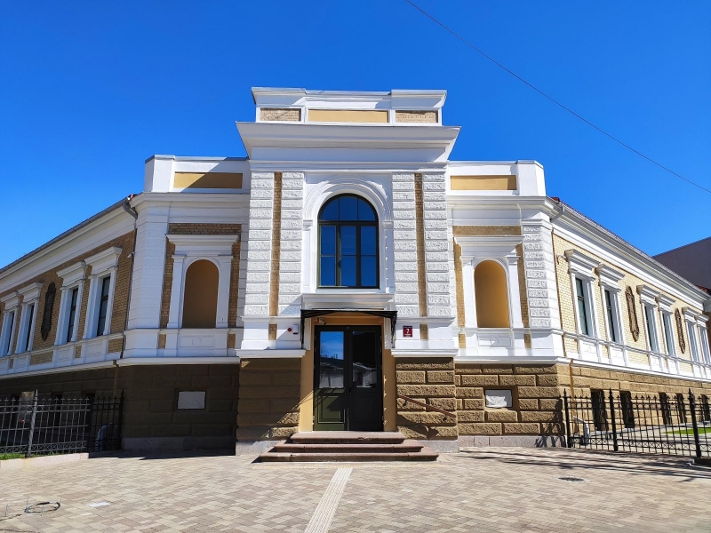 Jelgavā ar ES fondu atbalstu atjaunota vēsturiska ēka