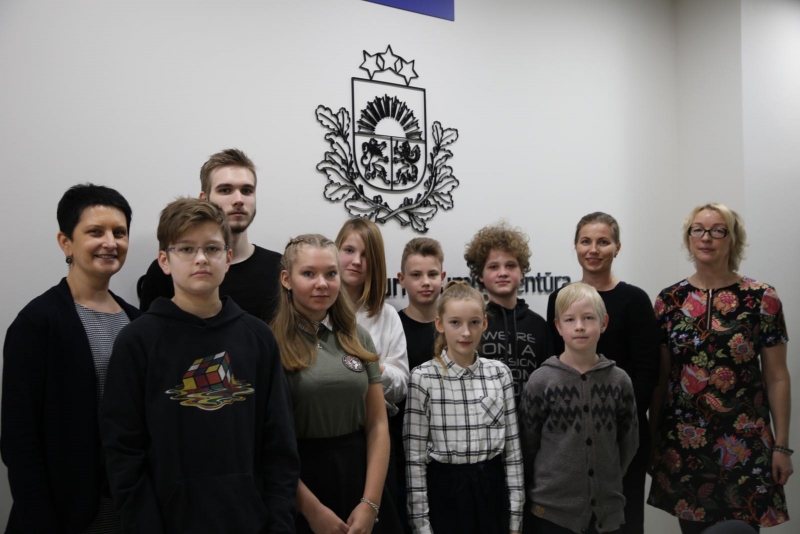 “Nav nemaz tik sarežģīti!” – ēnas iepazīst darbu CFLA