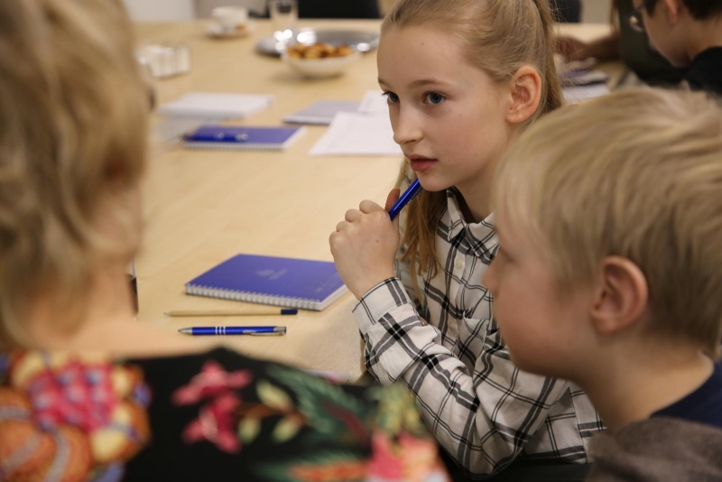 “Nav nemaz tik sarežģīti!” – ēnas iepazīst darbu CFLA