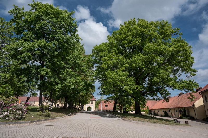 Unikālā Šlokenbekas muiža tagad vēl skaistāka un jauniem pakalpojumiem bagātāka