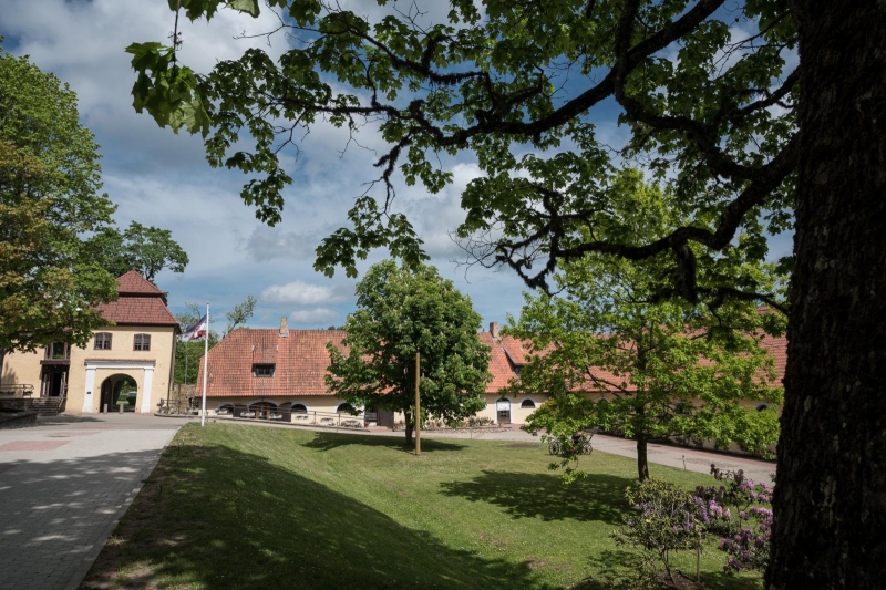 Unikālā Šlokenbekas muiža tagad vēl skaistāka un jauniem pakalpojumiem bagātāka