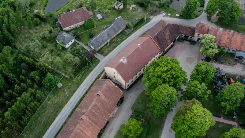 Unikālā Šlokenbekas muiža tagad vēl skaistāka un jauniem pakalpojumiem bagātāka