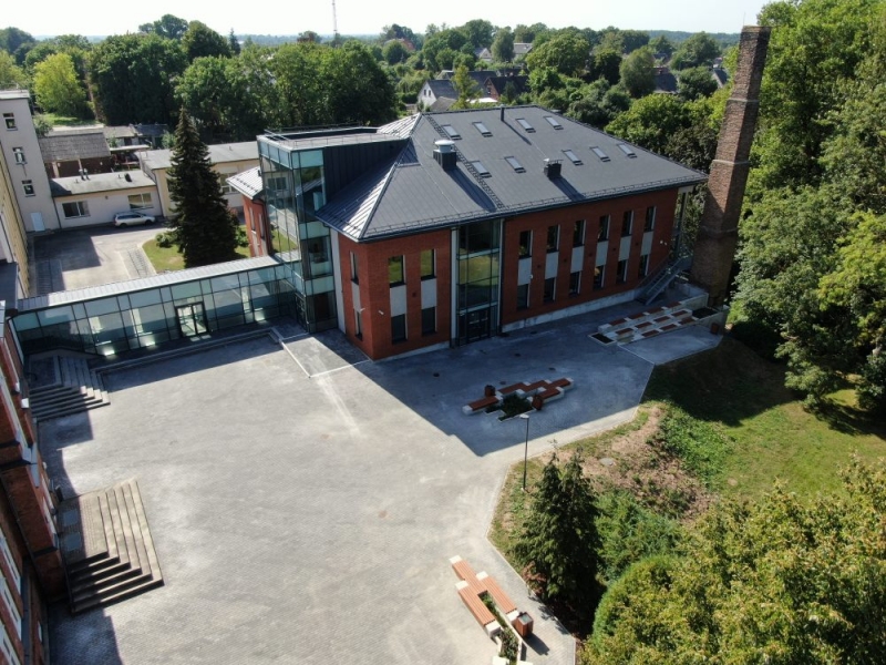 saldus skola