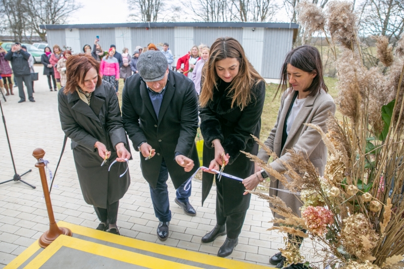 Grupu dzīvokļu māja Dzeldā