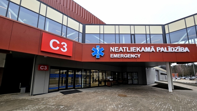 Austrumu slimnīca