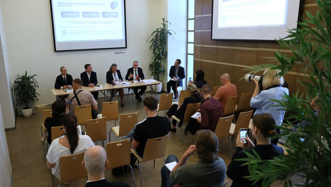 preses konference par grozījumiem iepirkumu likumā
