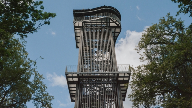 skatu tornis Zilākalnā