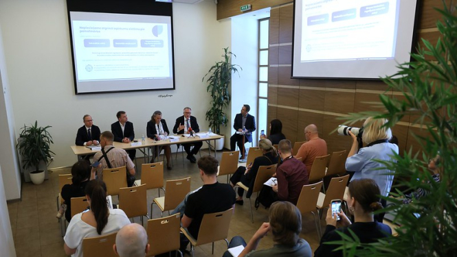 preses konference par grozījumiem iepirkumu likumā