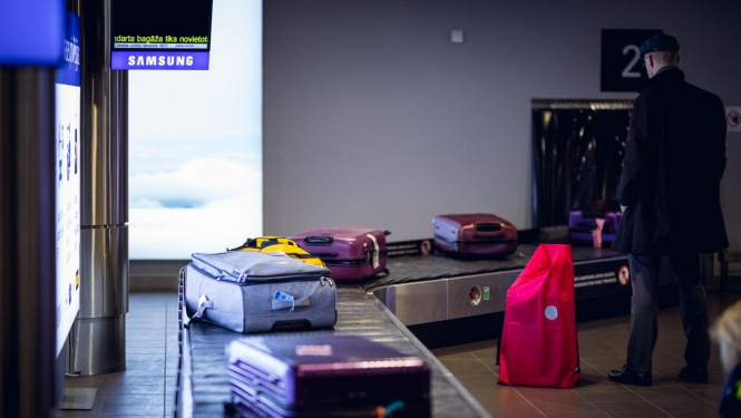 bagāža lidostā Rīga