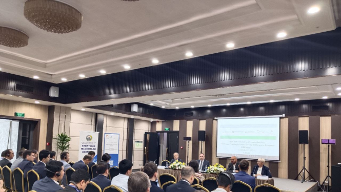 Seminārs Taškentā