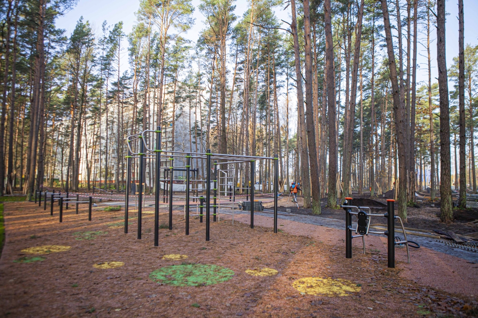 Jauniešu māja Kauguros