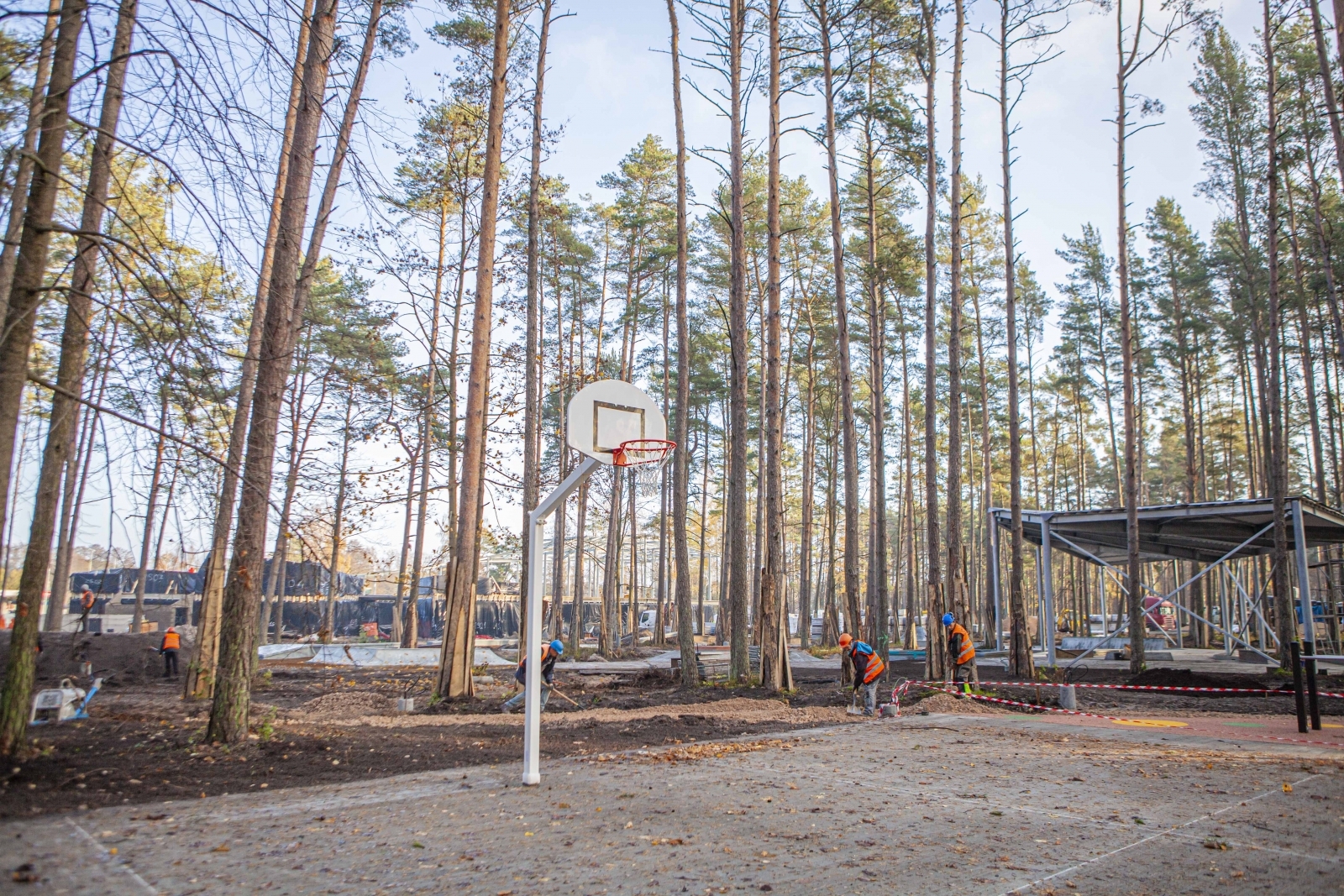 Jauniešu māja Kauguros