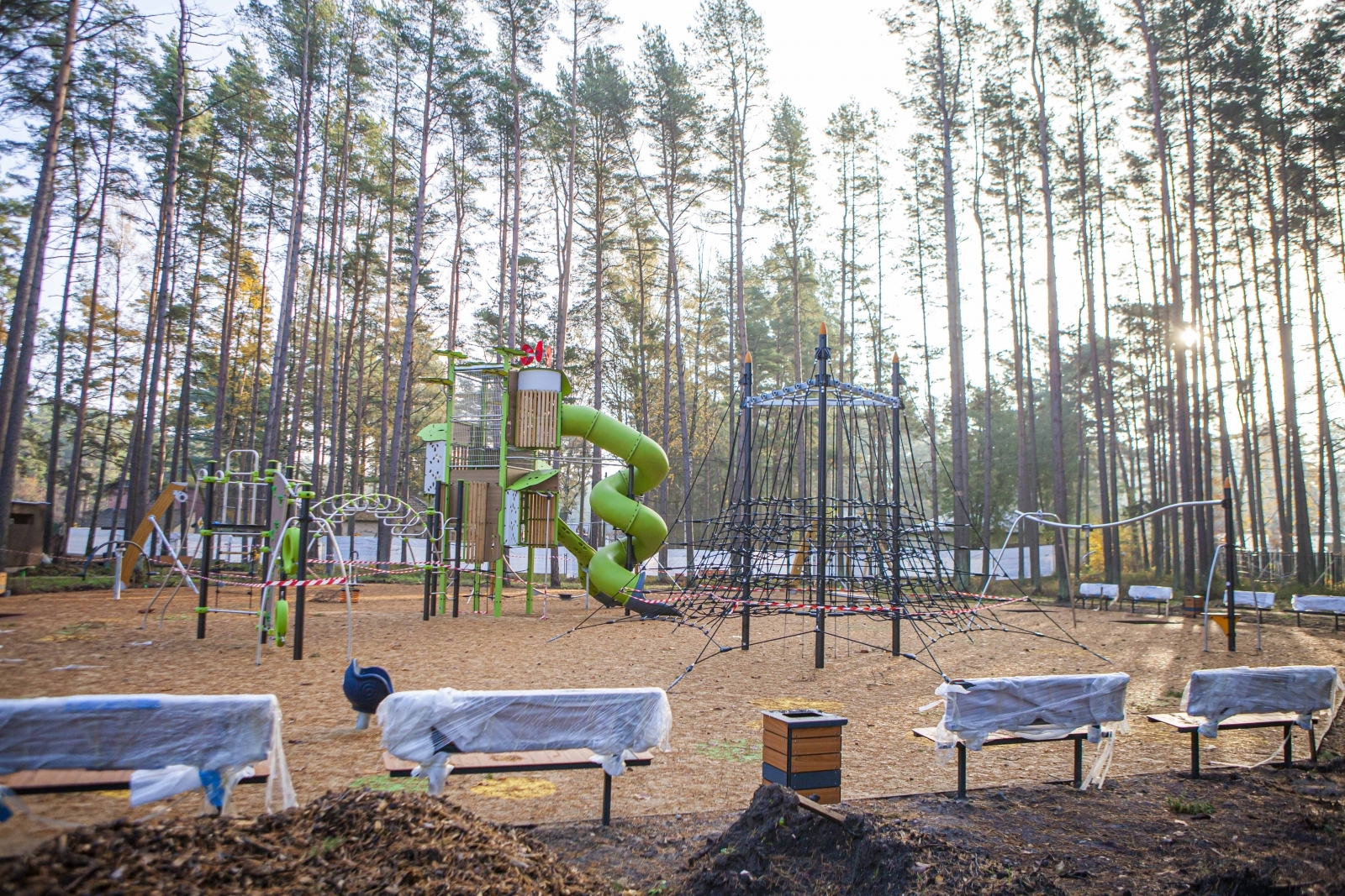 Jauniešu māja Kauguros