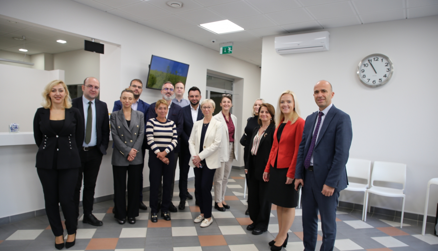 Kosovas delegācija CFLA